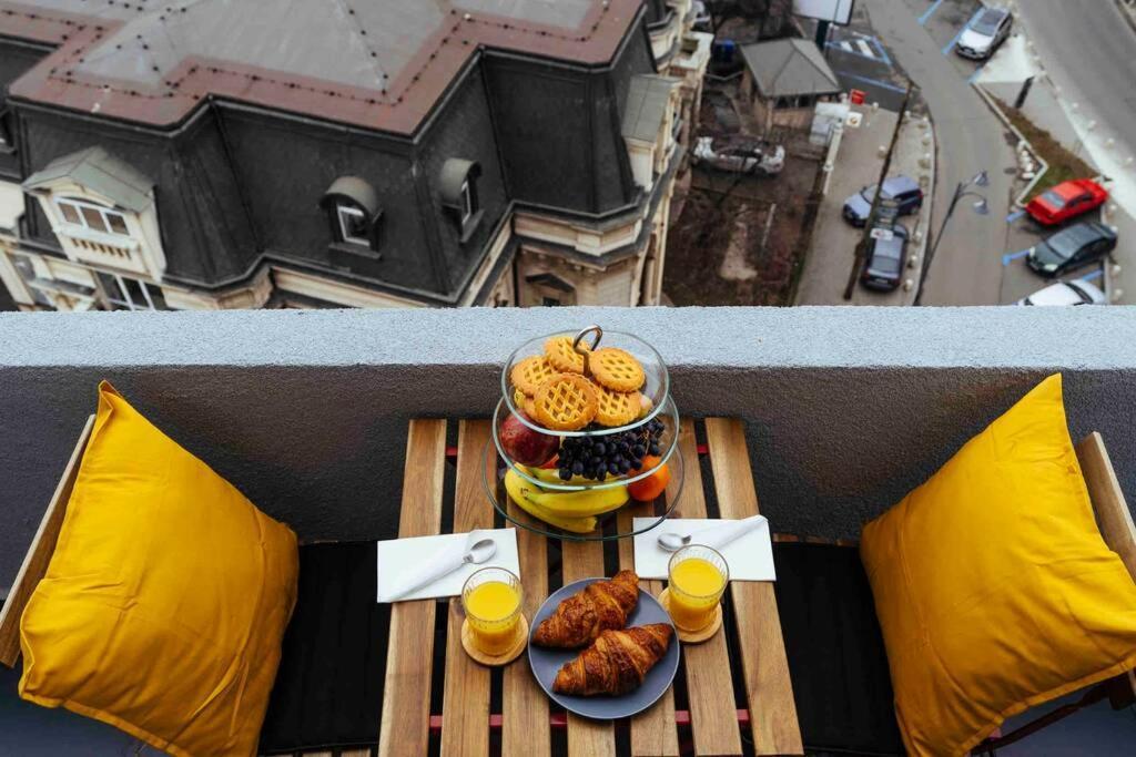 Stunning Views - Top Location - Netflix + Balcony Bukareszt Zewnętrze zdjęcie