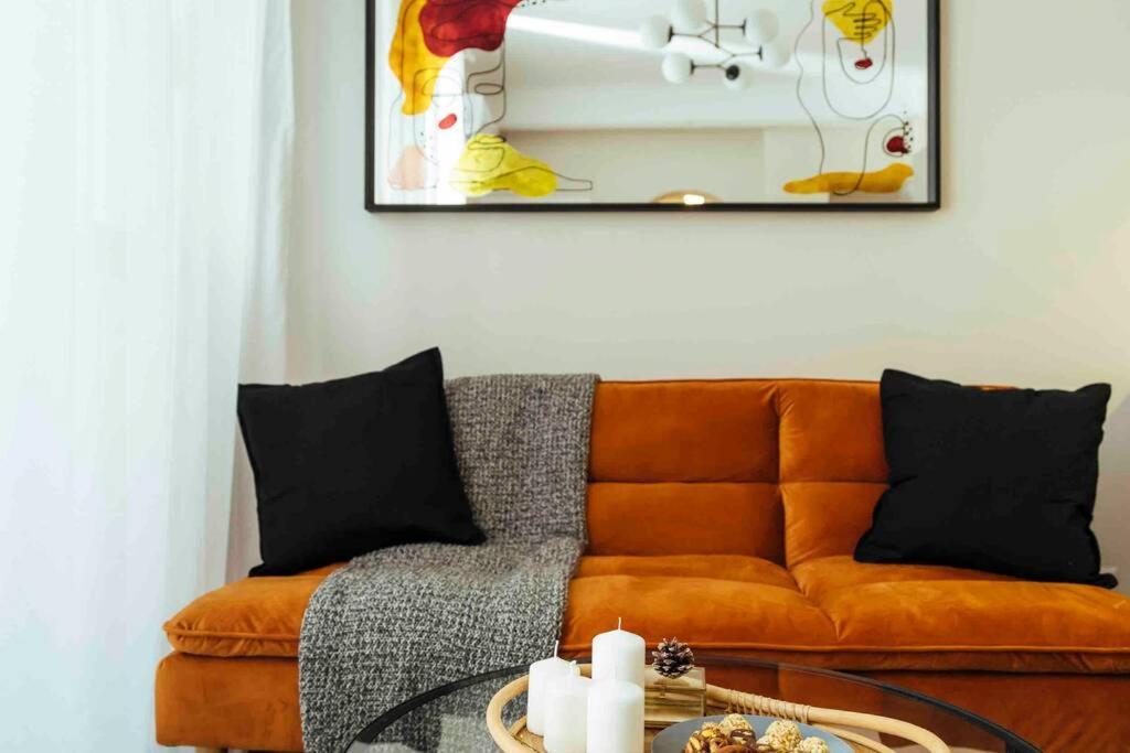 Stunning Views - Top Location - Netflix + Balcony Bukareszt Zewnętrze zdjęcie